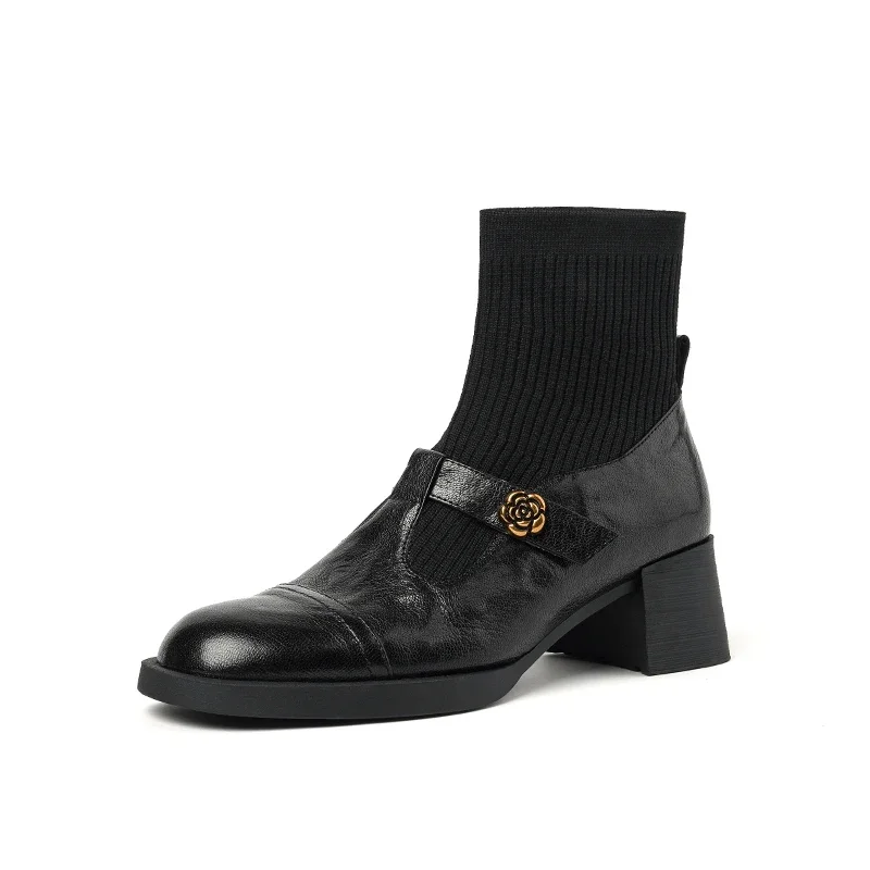 Spring and Autumn Round Toe Solid Color Leather Stitching Textile Metal Decoration Comfortable Thick Heel Versatile Women'sboots
Spring and Autumn Round Toe Solid Color Leather Stitching Textile Metal Decoration Comfortable Thick Heel Versatile Women'sboots