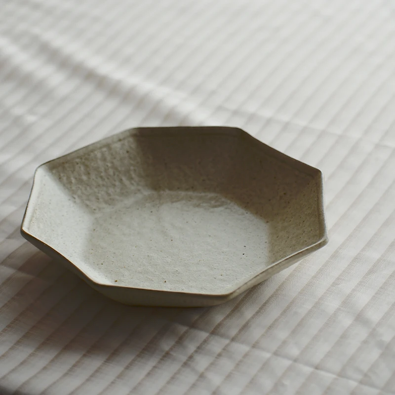 Handmade Japanese Sle Eight-Sided Plate Cuazhe Burnt Earthenware Deep Salad Di Fruit Tray Antique Beau Home Diningware
Handmade Japanese Sle Eight-Sided Plate Cuazhe Burnt Earthenware Deep Salad Di Fruit Tray Antique Beau Home Diningware