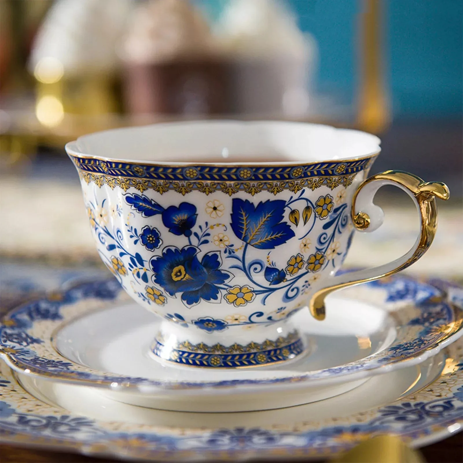 Blue and White Porcelain Tea Cups Saucers Set Beautiful Enameled Tea Cups Saucer
Blue and White Porcelain Tea Cups Saucers Set Beautiful Enameled Tea Cups Saucer