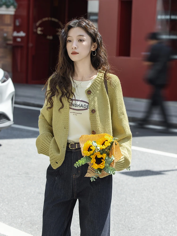 Желтый вязаный свитер, пальто, женское круглое пальто на одной пуговице, весеннее новое корейское универсальное пальто Lazy Sle для поездок на работу Sle Strai...
Желтый вязаный свитер, пальто, женское круглое пальто на одной пуговице, весеннее новое корейское универсальное пальто Lazy Sle для поездок на работу Sle Strai...