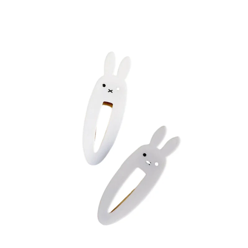 Cute Cartoon Rabbit Hair Clip Children's Bangs Clip PP Material Hair Accessory for Kids Note Clip Fashionable wear
Cute Cartoon Rabbit Hair Clip Children's Bangs Clip PP Material Hair Accessory for Kids Note Clip Fashionable wear