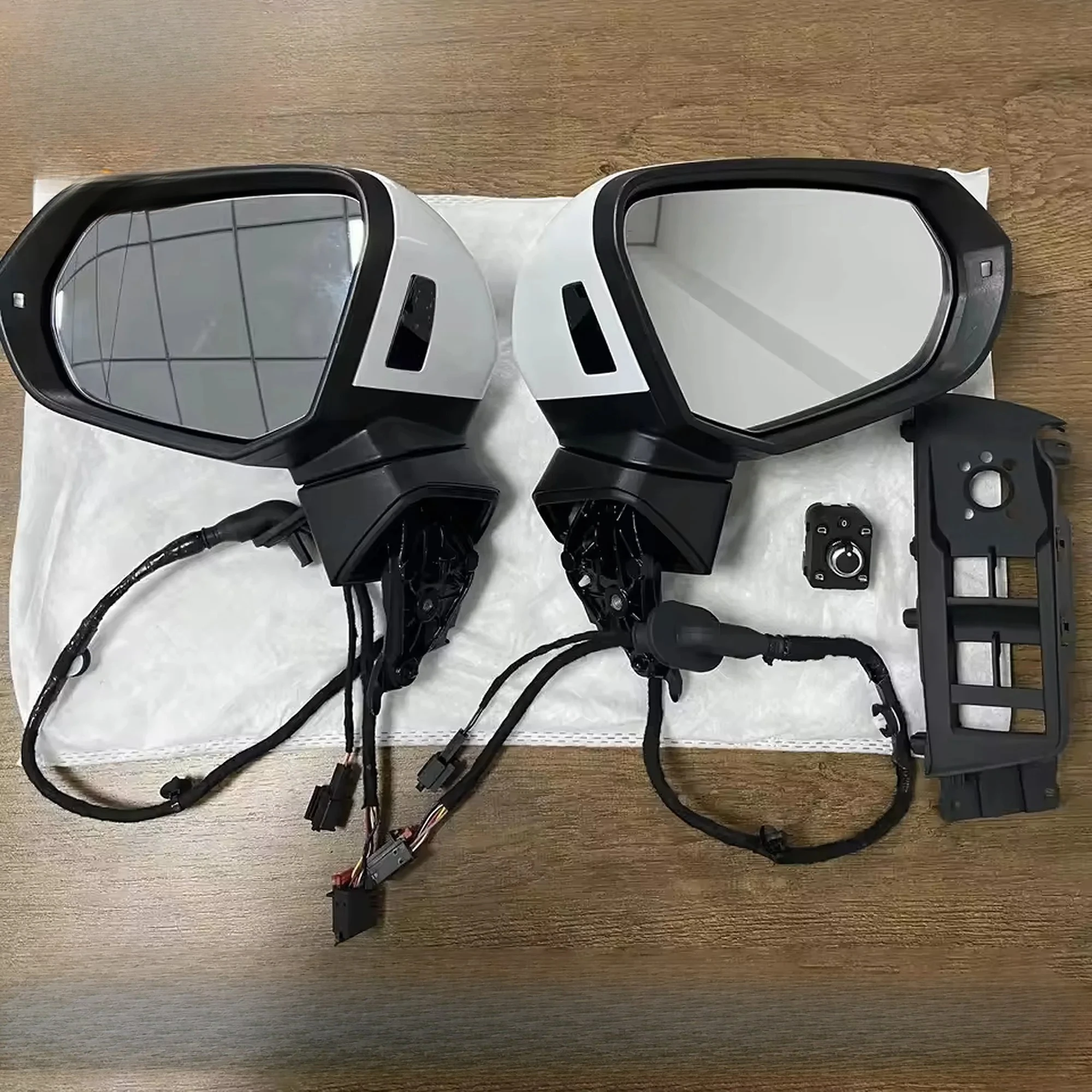 For Q3 2022 Electric Memory Folding Mirror with Lane Assist and Switch 81D 857 535A 536A
For Q3 2022 Electric Memory Folding Mirror with Lane Assist and Switch 81D 857 535A 536A