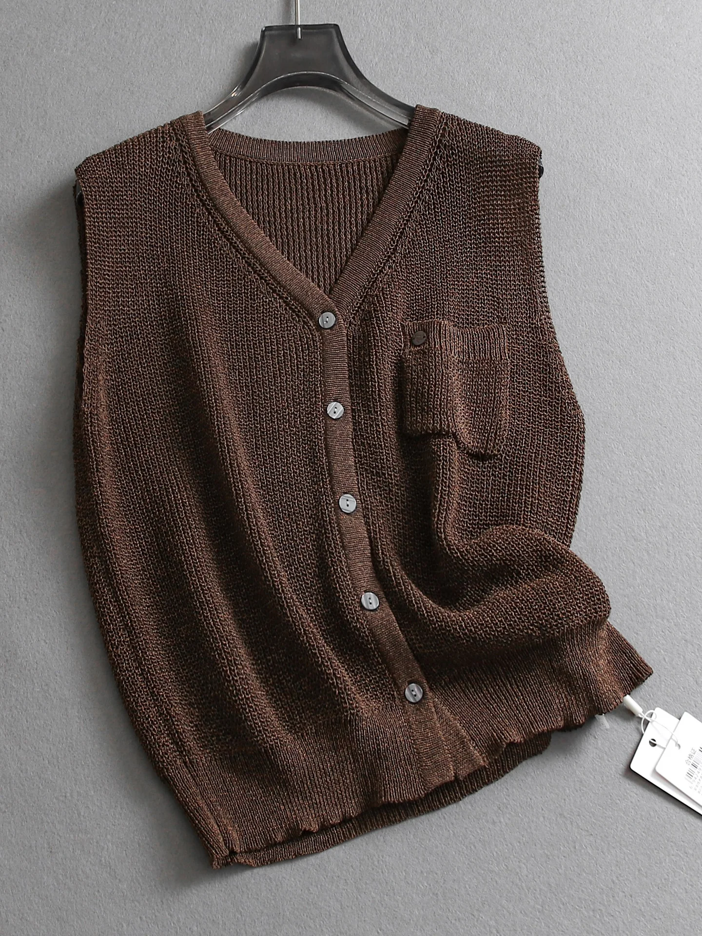 Lcellose Blend Hollow out Thin Cool Feeling Skin Friendly V Neck Sleeveless Knitted Vest Versatile Women's Waistcoat E422
Lcellose Blend Hollow out Thin Cool Feeling Skin Friendly V Neck Sleeveless Knitted Vest Versatile Women's Waistcoat E422