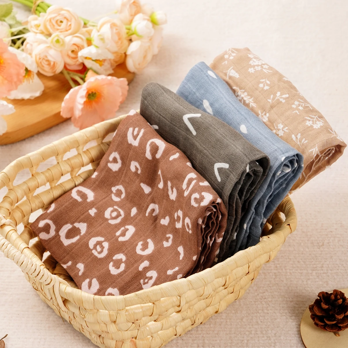 HappyFlute 60x60 см муслиновое пеленание из мягкого бамбукового хлопка с полным принтом одеяло для новорожденных ткань для кормления отрыжкой - набор из 5 шт.
HappyFlute 60x60 см муслиновое пеленание из мягкого бамбукового хлопка с полным принтом одеяло для новорожденных ткань для кормления отрыжкой - набор из 5 шт.