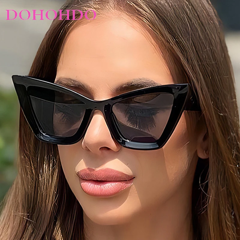Vintage Fashion Trend Brand Designer Oversized Cat Eye Sunglasses For Women Men Outdoors Travel Driving Sun Glasses Lentes UV400
Vintage Fashion Trend Brand Designer Oversized Cat Eye Sunglasses For Women Men Outdoors Travel Driving Sun Glasses Lentes UV400