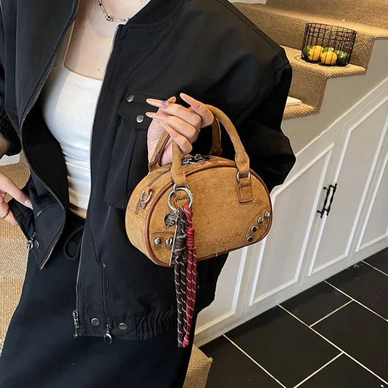 Fashionable Leather Shoulder Bag Handbag For Women, Crossbody Bag Tote Bag Messenger Bag By Famous Designer Popular
Fashionable Leather Shoulder Bag Handbag For Women, Crossbody Bag Tote Bag Messenger Bag By Famous Designer Popular