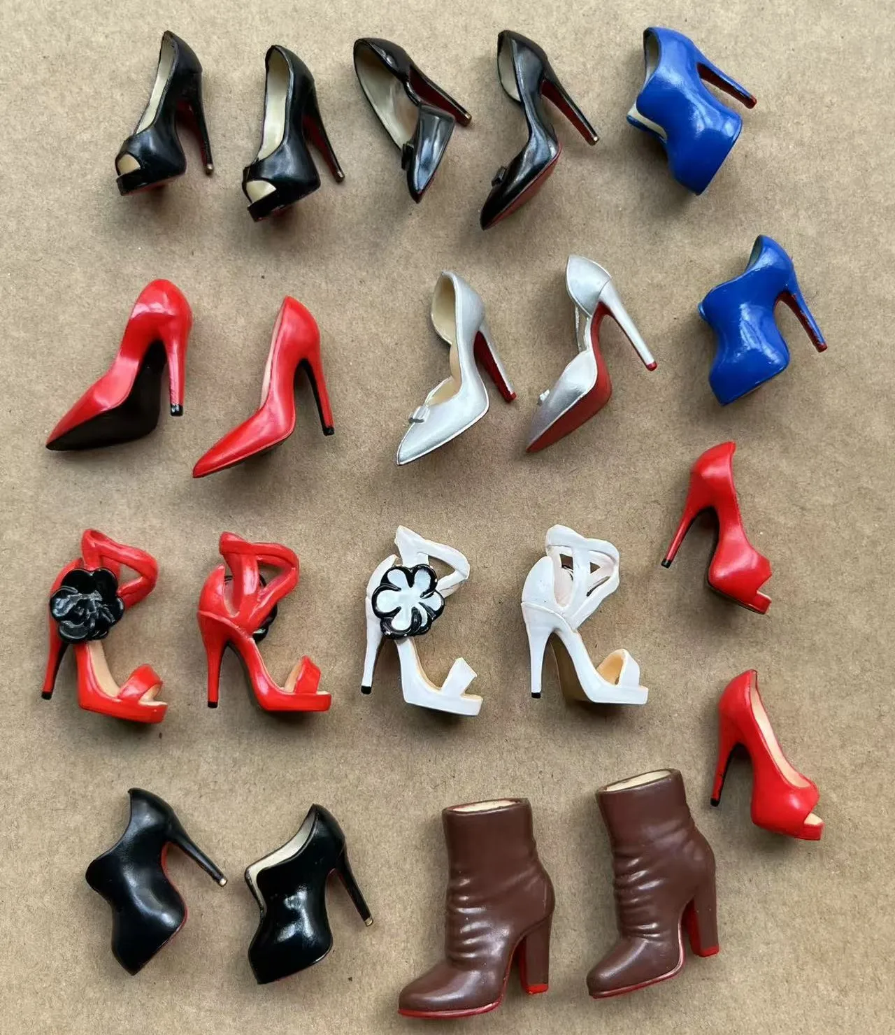 MENGF Super Model Shoes High Kneels Quality Doll Boots Sandals 1/6 Doll Shoes White Black Red Brown Blue Silver Doll Decors
MENGF Super Model Shoes High Kneels Quality Doll Boots Sandals 1/6 Doll Shoes White Black Red Brown Blue Silver Doll Decors