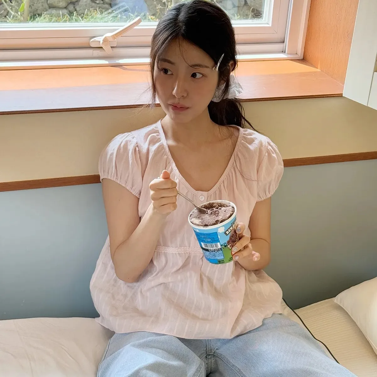 Pink Short Bubble Sleeve round Neck Shirt Sweet Sister Style Korean Fashion Women's Top for Spring Autumn Winter Casual Wear
Pink Short Bubble Sleeve round Neck Shirt Sweet Sister Style Korean Fashion Women's Top for Spring Autumn Winter Casual Wear