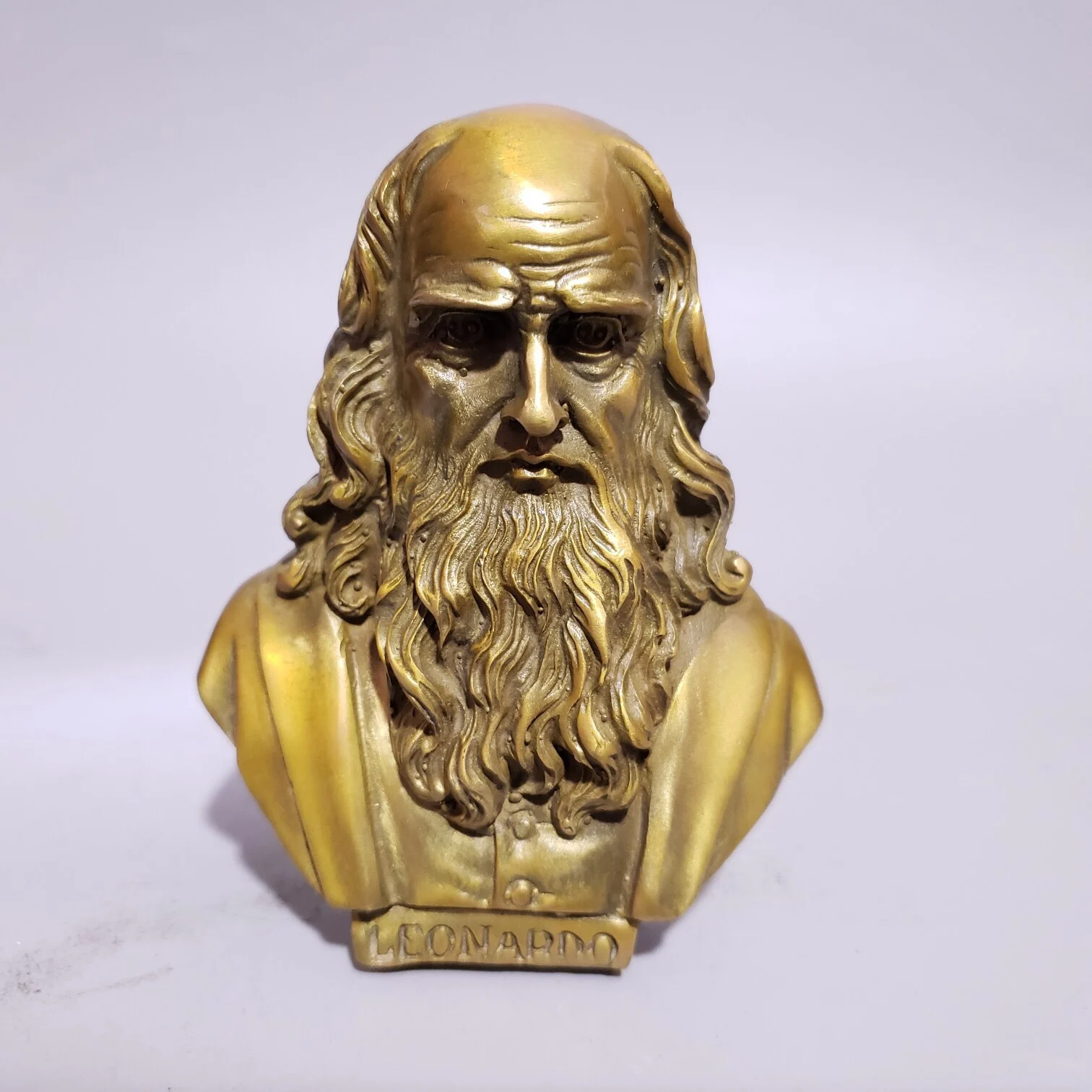 Pure Copper Leonardo Da Vinci Genius Painter Antique Copper Bust Statue Home Office Ornaments
Pure Copper Leonardo Da Vinci Genius Painter Antique Copper Bust Statue Home Office Ornaments