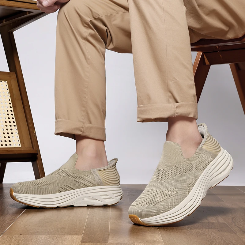 Widened head men's sports shoes breathable mesh non-slip running shoes outdoor summer jogging training hiking casual shoes 39-46
Widened head men's sports shoes breathable mesh non-slip running shoes outdoor summer jogging training hiking casual shoes 39-46