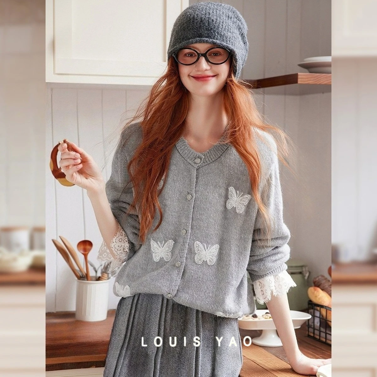 LOUIS YAO вязаный кардиган с узором бабочки, осень/зима 2022, стильный шерстяной женский вязаный свитер премиум-класса, пальто
LOUIS YAO вязаный кардиган с узором бабочки, осень/зима 2022, стильный шерстяной женский вязаный свитер премиум-класса, пальто