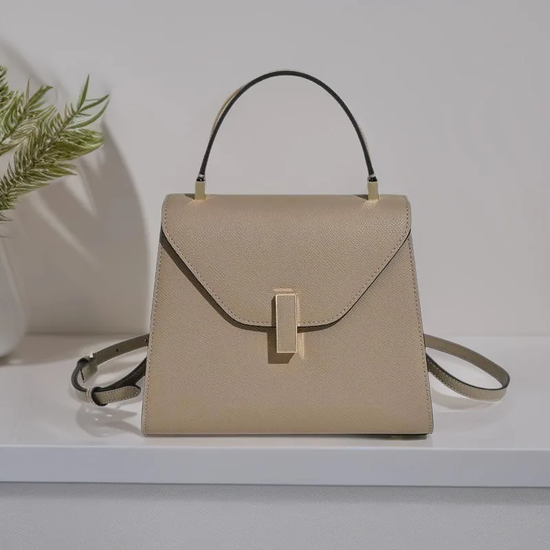 2025 New Collection: Premium Genuine Cowhide Women's Bag. High-End Fashion Versatile Handbag, Shoulder & Crossbody Bag.
2025 New Collection: Premium Genuine Cowhide Women's Bag. High-End Fashion Versatile Handbag, Shoulder & Crossbody Bag.