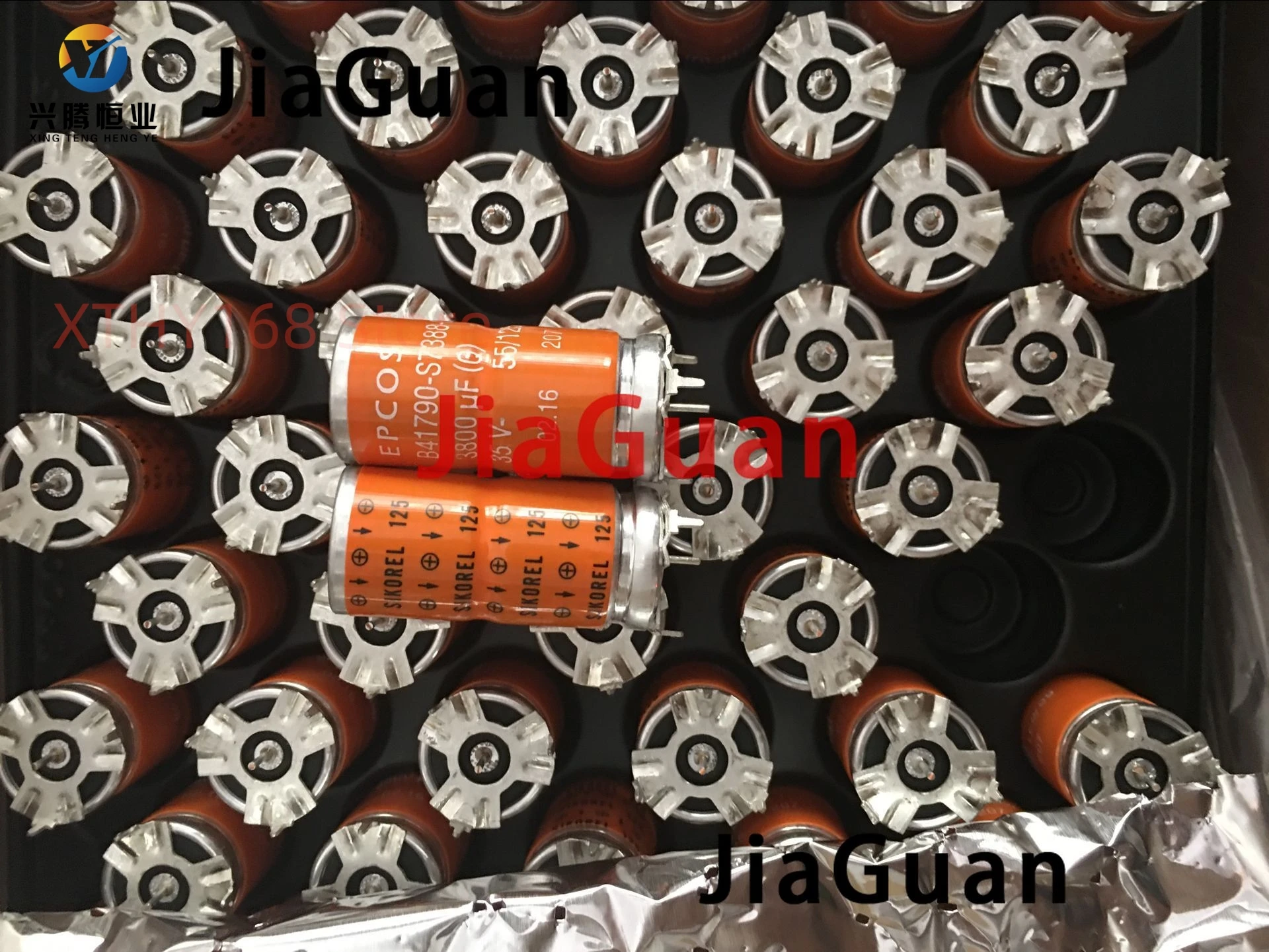 2 шт. новый EPCOS B41790 35 В 3800 мкФ 18X40 мм 125 градусов 3800 мкФ 35 В SIKOREL B41790-S7388-1Q LL 35V3800UF (Q) 3800UF35V B41790S7388Q1
2 шт. новый EPCOS B41790 35 В 3800 мкФ 18X40 мм 125 градусов 3800 мкФ 35 В SIKOREL B41790-S7388-1Q LL 35V3800UF (Q) 3800UF35V B41790S7388Q1