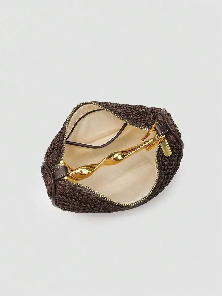 Woven Straw Mini Crossbody Bag With Zipper And Detachable Strap
Woven Straw Mini Crossbody Bag With Zipper And Detachable Strap