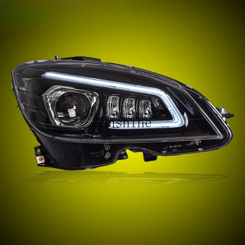 Dedicated to C-class W204 headlight assembly 07-11 modified LED streamer turn signal
Dedicated to C-class W204 headlight assembly 07-11 modified LED streamer turn signal