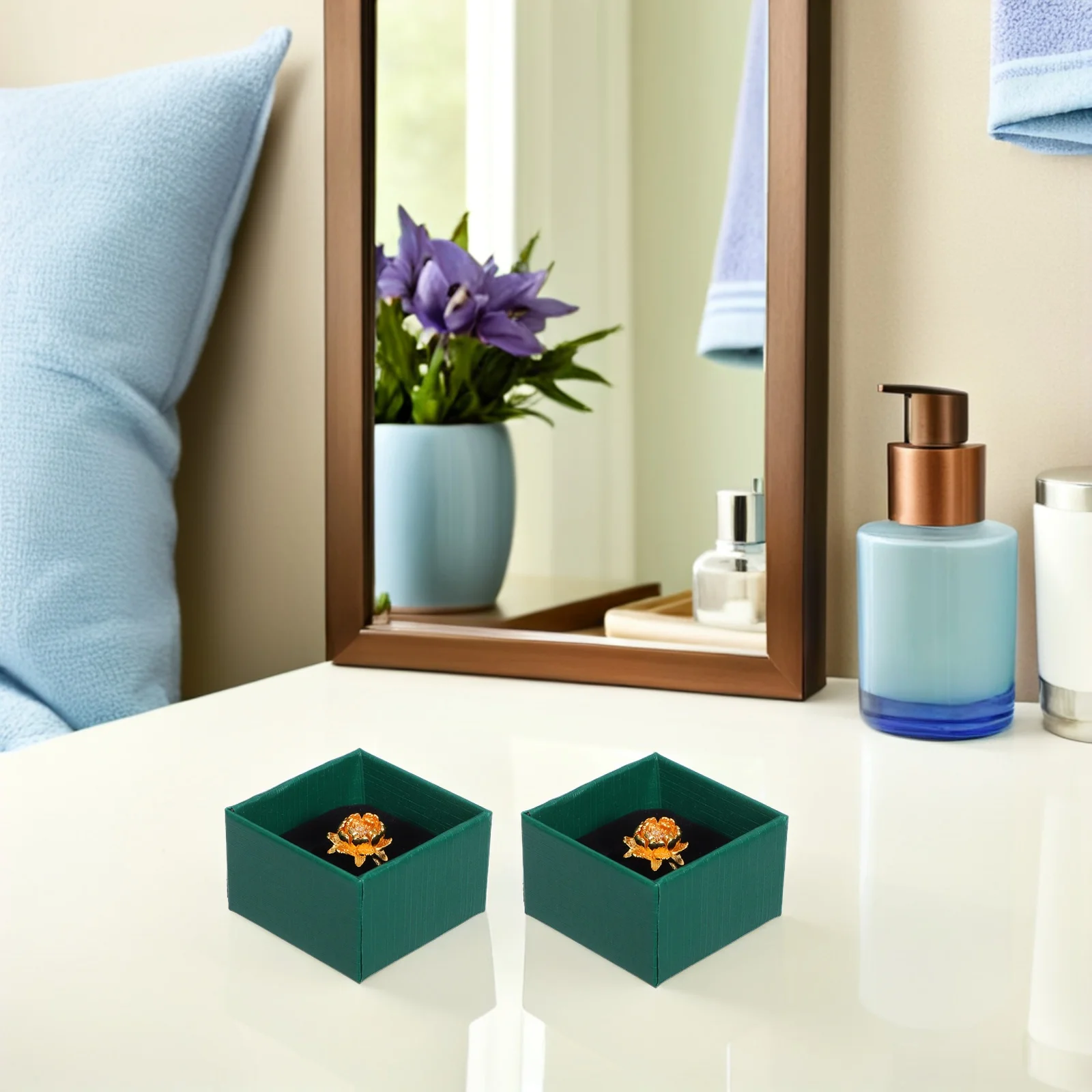 32Pcs Green Mini Jewelry Box Small Organizer for Necklace Ring Earring Bracelet Travel Storage Gift Women Girls Elegant Display 
32Pcs Green Mini Jewelry Box Small Organizer for Necklace Ring Earring Bracelet Travel Storage Gift Women Girls Elegant Display