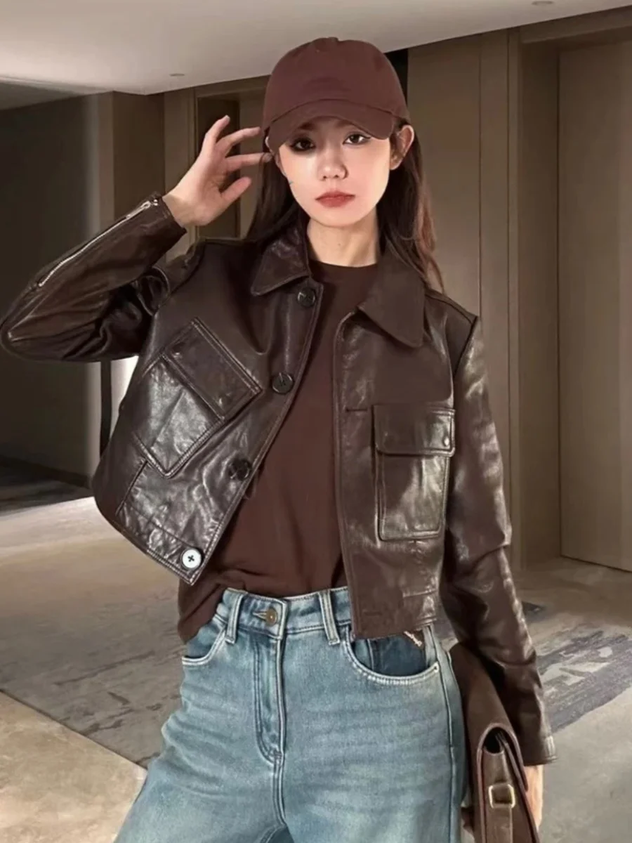 2025 New Street Style Double Pocket Irregular Leather Jacket Women's Stand Collar Sheepskin Oil Wax High End Outerwear
2025 New Street Style Double Pocket Irregular Leather Jacket Women's Stand Collar Sheepskin Oil Wax High End Outerwear