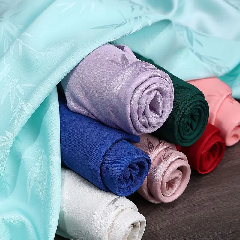 Bamboo Leaf Jacquard Silk Satin Fabric Vintage Chinese Style Embroidery Ancient Horse Face Skirt Designer Clothing Material
Bamboo Leaf Jacquard Silk Satin Fabric Vintage Chinese Style Embroidery Ancient Horse Face Skirt Designer Clothing Material
