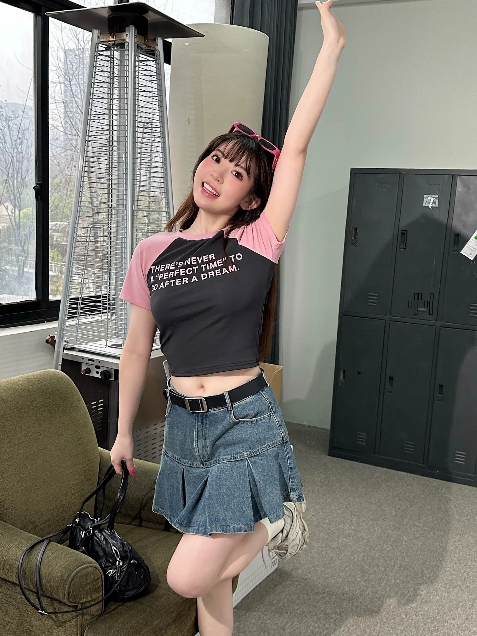 Slimming High Waist A-Line Denim Skirt Women's Spring Summer 2023 New American Sle Pleated ort Skirt by Xiaoenmei
Slimming High Waist A-Line Denim Skirt Women's Spring Summer 2023 New American Sle Pleated ort Skirt by Xiaoenmei