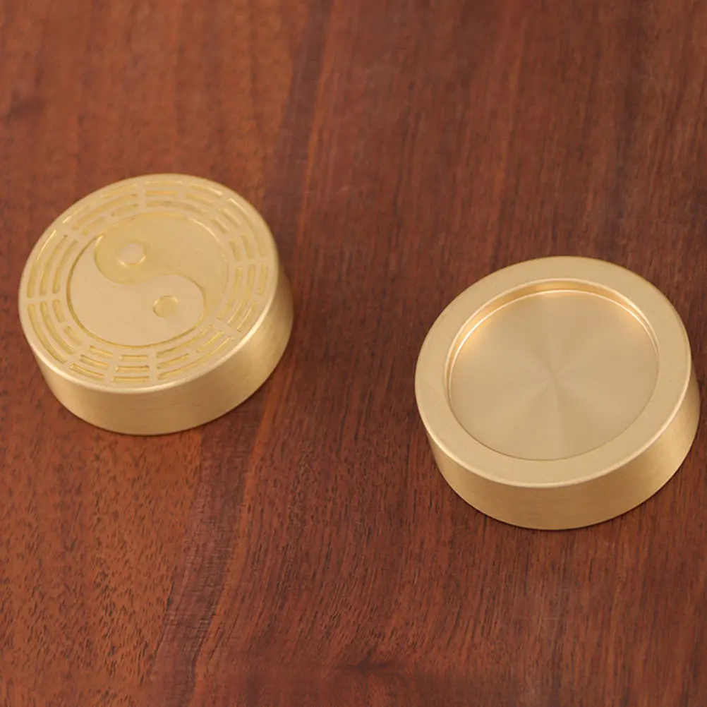 Round Brass Paperweight Fine Workmanship Calligraphy Letterweight for Home Office Desktop Use Creative Solid Weight for Writing
Round Brass Paperweight Fine Workmanship Calligraphy Letterweight for Home Office Desktop Use Creative Solid Weight for Writing