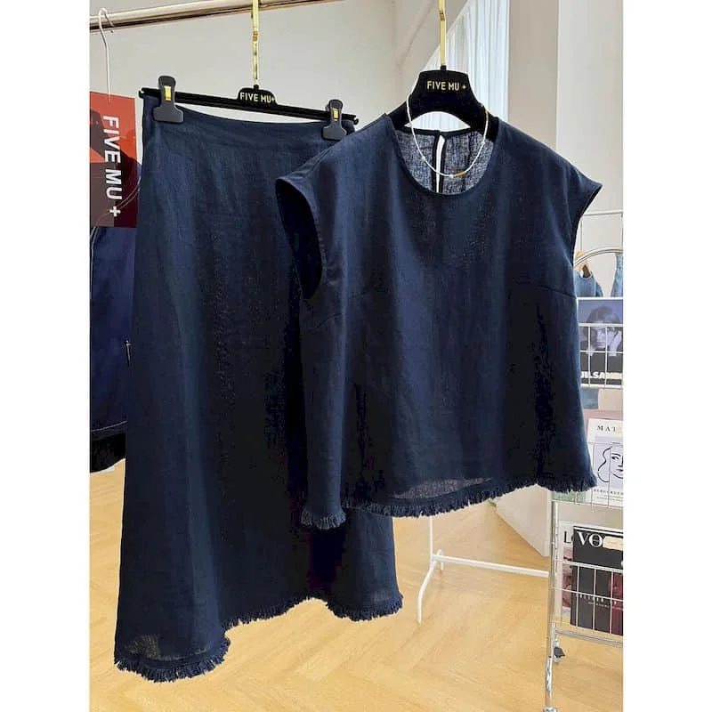 Dress Sets Elegant Cotton Linen O-neck Sleeveless T-shirts and Solid Skirts 2026 Summer New Vintage Casual Loose Matching Sets
Dress Sets Elegant Cotton Linen O-neck Sleeveless T-shirts and Solid Skirts 2026 Summer New Vintage Casual Loose Matching Sets