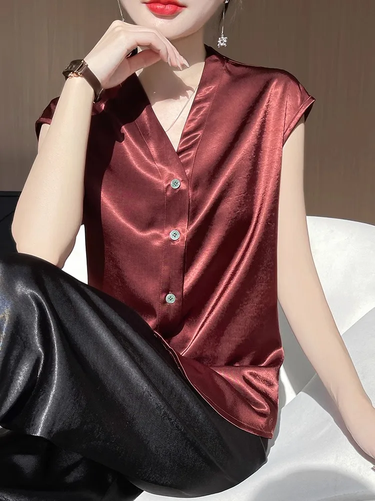 Ele Satin Women's irt Spring 2025 Svel V-Ne Drapey Base Layer Vest Commute Sle Korean Version Straight Cut
Ele Satin Women's irt Spring 2025 Svel V-Ne Drapey Base Layer Vest Commute Sle Korean Version Straight Cut