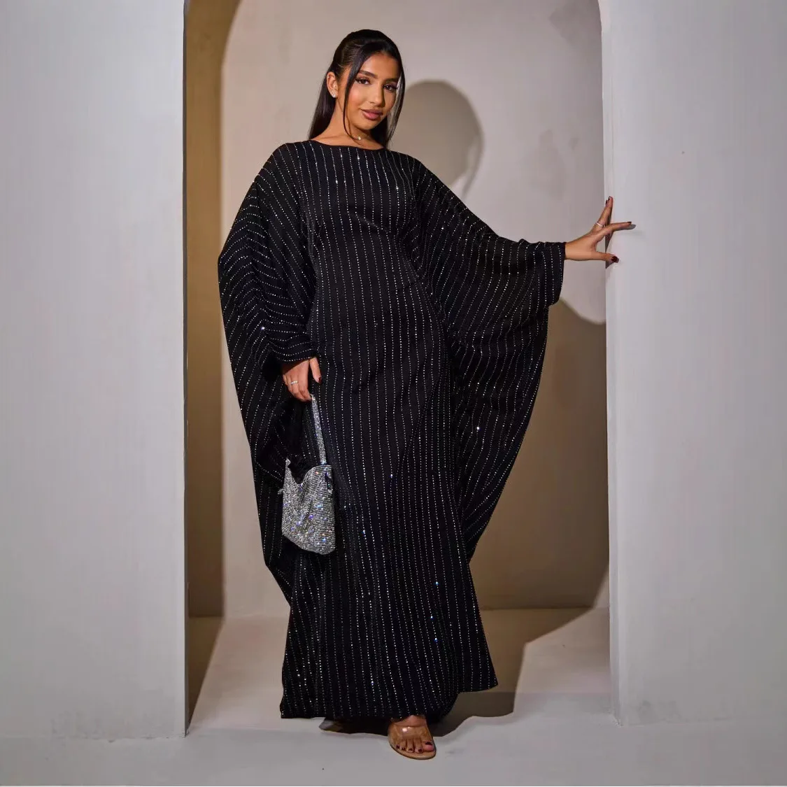 2025 Luxury Dubai Abaya Dress for Muslim Women Ramadan Eid Diamonds Party Jalabiya Modest Islam Clothing Turkey Abayas Robe Gown
2025 Luxury Dubai Abaya Dress for Muslim Women Ramadan Eid Diamonds Party Jalabiya Modest Islam Clothing Turkey Abayas Robe Gown