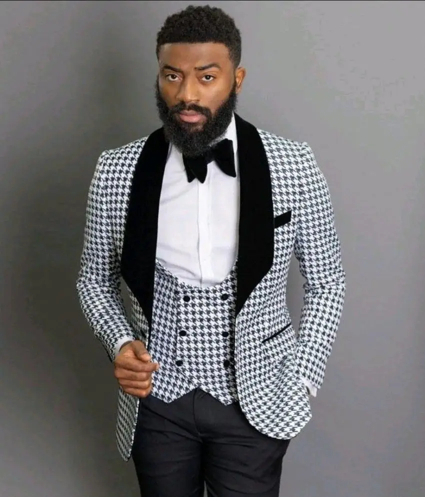 New Design Houndstooth Suits for Men 3 Piece Black Lapel Groomsmen Wedding Dress Classic Blazer Suit Male ( Jacket+Vest+Pants )
New Design Houndstooth Suits for Men 3 Piece Black Lapel Groomsmen Wedding Dress Classic Blazer Suit Male ( Jacket+Vest+Pants )