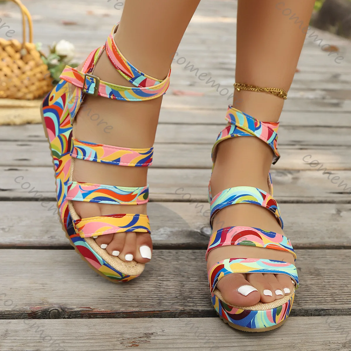 Comemore, разноцветные сандалии большого размера, женские летние туфли-гладиаторы на платформе для женщин, повседневные римские сандалии на танкетке и высоком каблуке
Comemore, разноцветные сандалии большого размера, женские летние туфли-гладиаторы на платформе для женщин, повседневные римские сандалии на танкетке и высоком каблуке