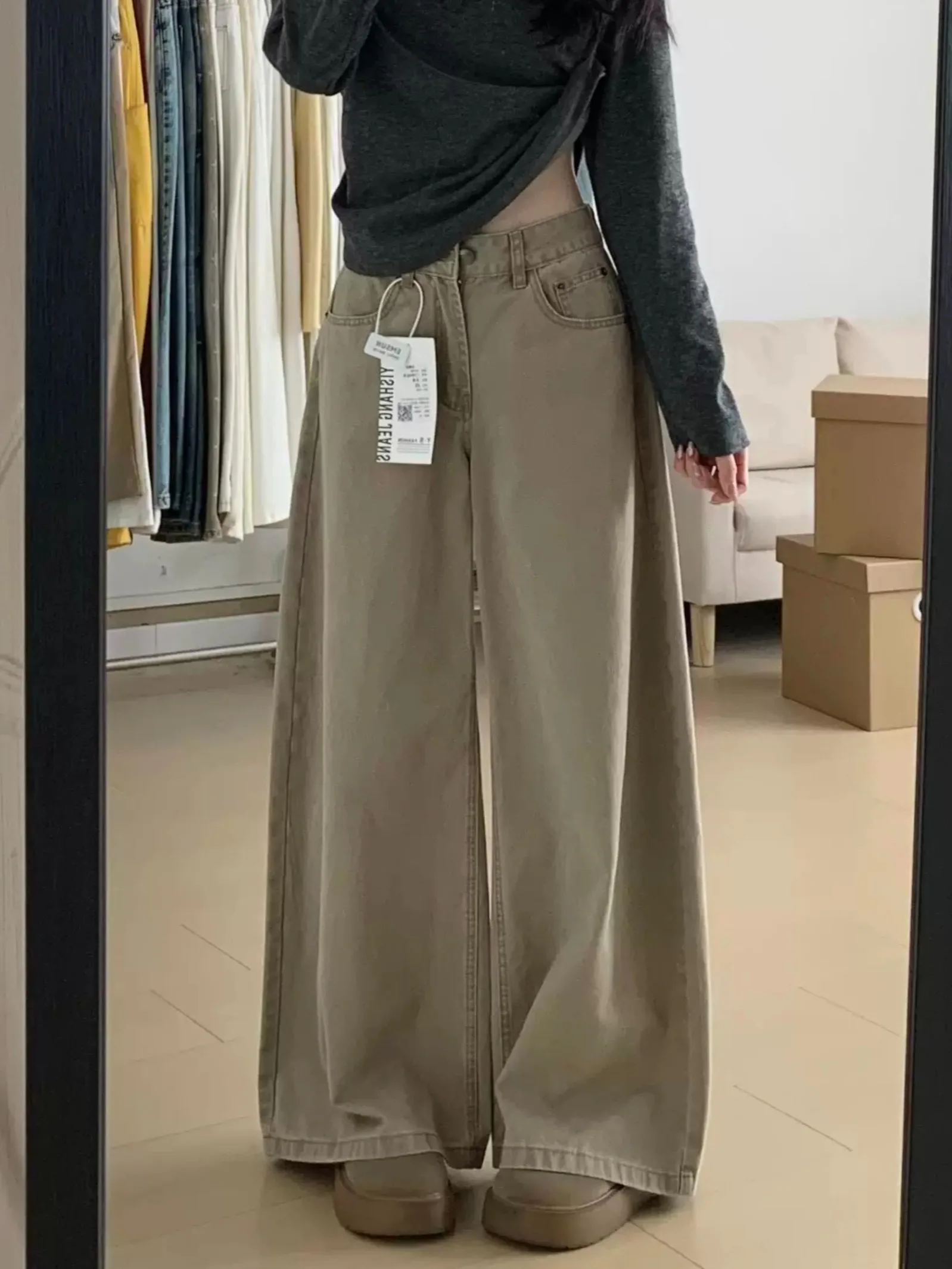 Trendy Comfortable High Waist Wide Leg Jeans Women's Fashion Casual Loose Slimming Long Pants Draping Floor-Length Trousers
Trendy Comfortable High Waist Wide Leg Jeans Women's Fashion Casual Loose Slimming Long Pants Draping Floor-Length Trousers