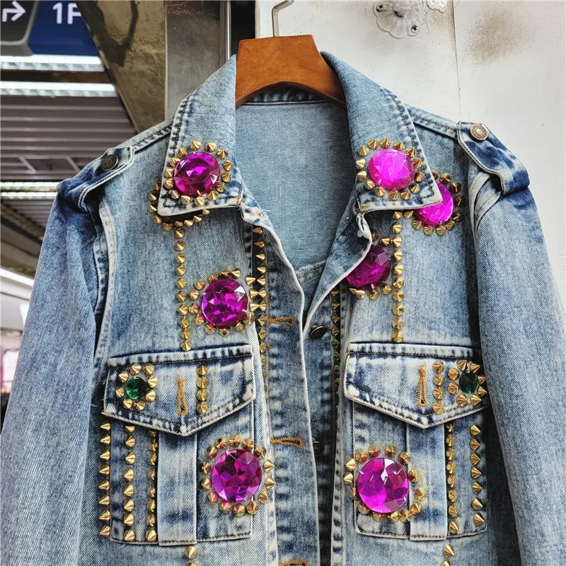 Streetwear Fashion Heavy Work Rivet Diamonds Big Pocket Denim Jacket Women Loose Short Cowboy Outwear Korean Jeans Jacket Female
Streetwear Fashion Heavy Work Rivet Diamonds Big Pocket Denim Jacket Women Loose Short Cowboy Outwear Korean Jeans Jacket Female