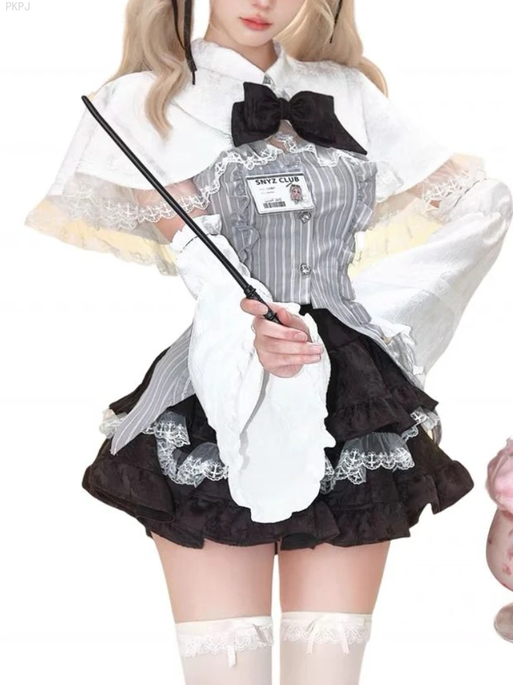 Японский комплект из 4 предметов Kawaii Lolita, женский корейский костюм с юбкой Y2k, женская полосатая блузка 2024, белая манжета + кружевной плащ + юбка-торт
Японский комплект из 4 предметов Kawaii Lolita, женский корейский костюм с юбкой Y2k, женская полосатая блузка 2024, белая манжета + кружевной плащ + юбка-торт