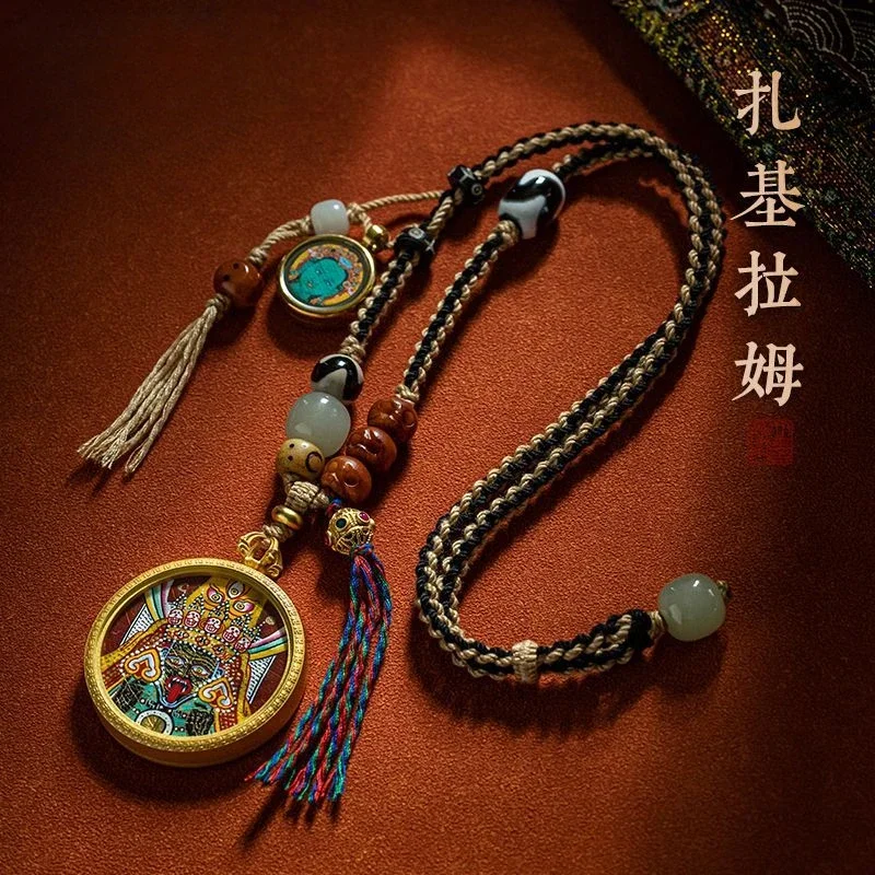 UMQ Original Tibetan Zachilam Hand Painted Thangka Hand-Woven Pendant Men's and Women's Necklaces Hanging Ornaments
UMQ Original Tibetan Zachilam Hand Painted Thangka Hand-Woven Pendant Men's and Women's Necklaces Hanging Ornaments