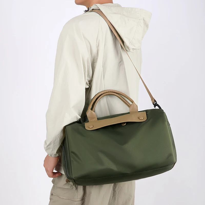 Outdoor large capacity travel fitness bag, yoga bag, dry wet separation, hand-held crossbody fashion bag
Outdoor large capacity travel fitness bag, yoga bag, dry wet separation, hand-held crossbody fashion bag