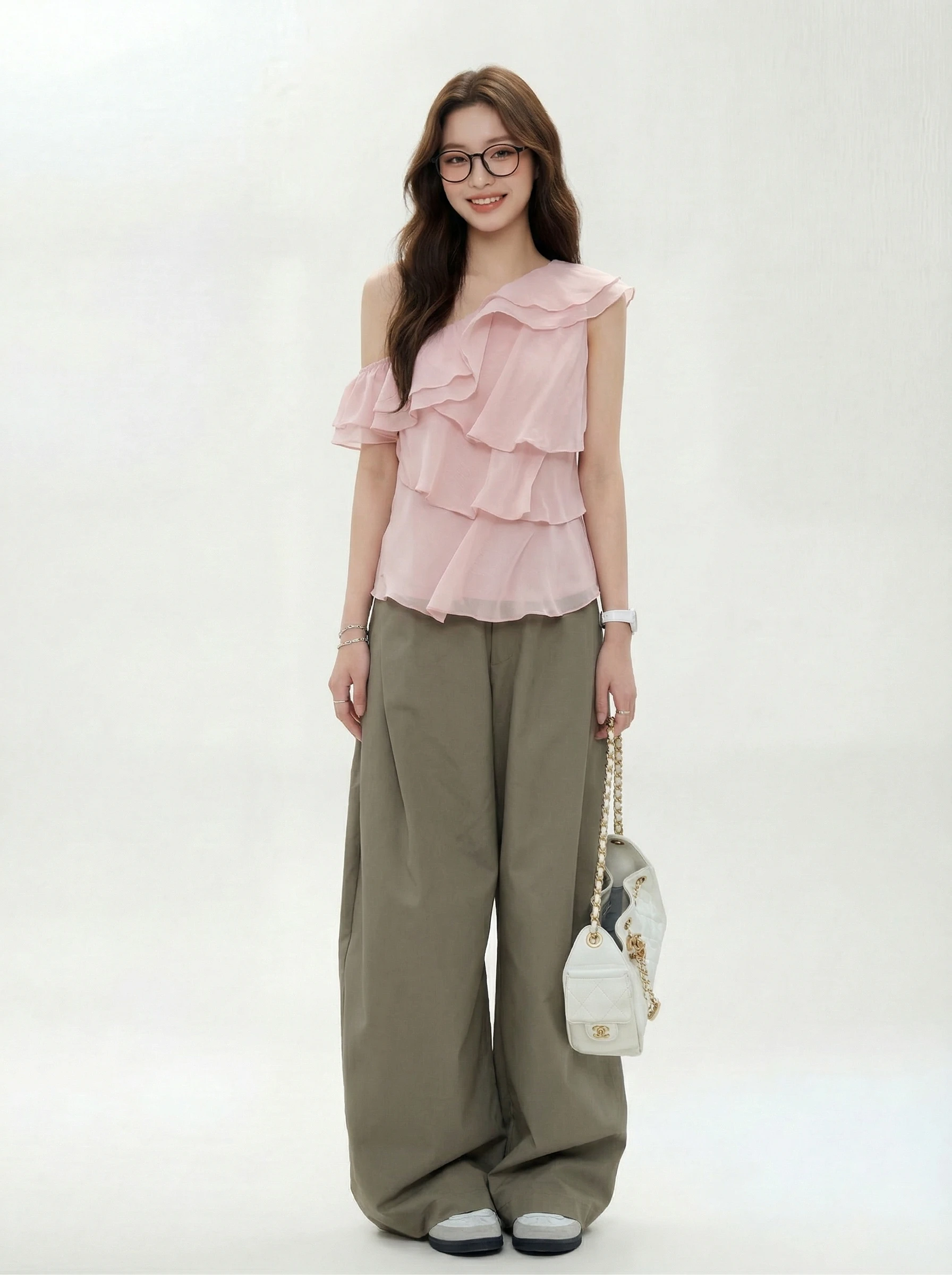Summer Outfit Women's Smooth Layered Shoulder Oblique Pink Top Breathable Comfortable Oxygen Light Sweet Style Casual Commute
Summer Outfit Women's Smooth Layered Shoulder Oblique Pink Top Breathable Comfortable Oxygen Light Sweet Style Casual Commute