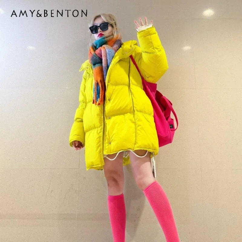 Korean Style Casual Medium And Long Hooded Bright Yellow-green 90 White Duck Down Jacket Women's Winter Loose BF Popular Parkas
Korean Style Casual Medium And Long Hooded Bright Yellow-green 90 White Duck Down Jacket Women's Winter Loose BF Popular Parkas