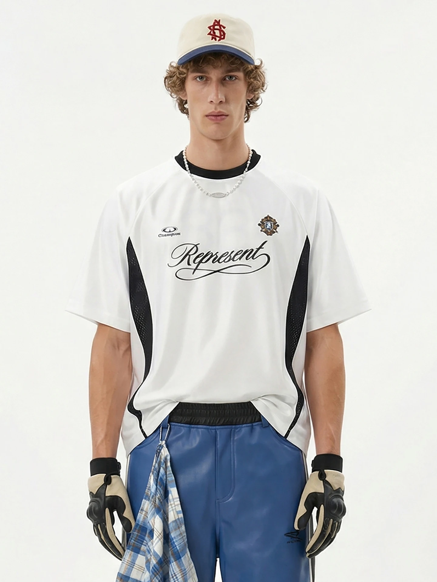 Американская ретро-футболка с буквенным принтом, бейсбольная майка, мужская весенняя новинка, повседневная спортивная футболка с коротким рукавом
Американская ретро-футболка с буквенным принтом, бейсбольная майка, мужская весенняя новинка, повседневная спортивная футболка с коротким рукавом