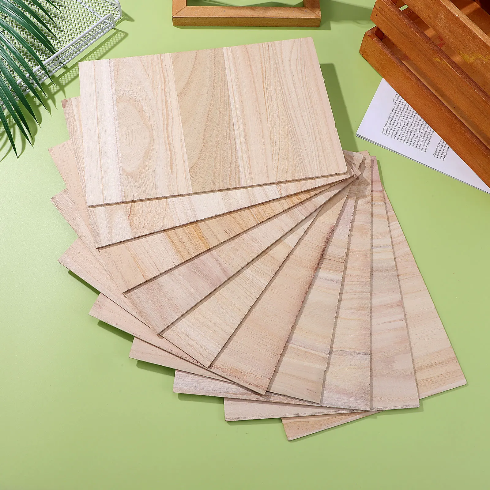 10pcs Breaking Martial Equipment Thin Wood Plank for Taekwondo Sport Versatile Taekwondo Board Accessories
10pcs Breaking Martial Equipment Thin Wood Plank for Taekwondo Sport Versatile Taekwondo Board Accessories