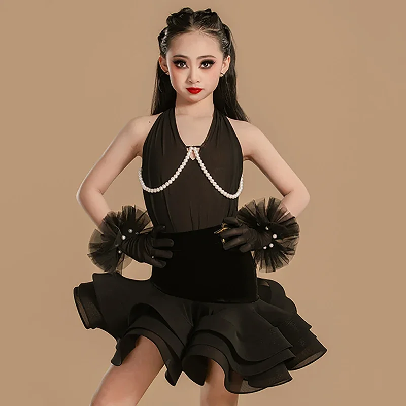 Kids Girls Latin Dance Costume Pearl Halter Backless Bodysuit and Big Swing Skirts Children's Ballroom Dancewear Training Suit
Kids Girls Latin Dance Costume Pearl Halter Backless Bodysuit and Big Swing Skirts Children's Ballroom Dancewear Training Suit