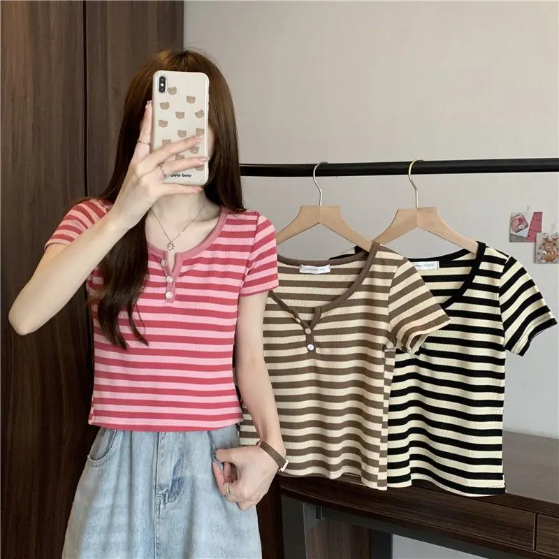 Summer Dopamine Striped T-shirts Contrasting Colors Female Clothing V-Neck Button Basic Short Sleeve Casual Slim Short Pullovers
Summer Dopamine Striped T-shirts Contrasting Colors Female Clothing V-Neck Button Basic Short Sleeve Casual Slim Short Pullovers
