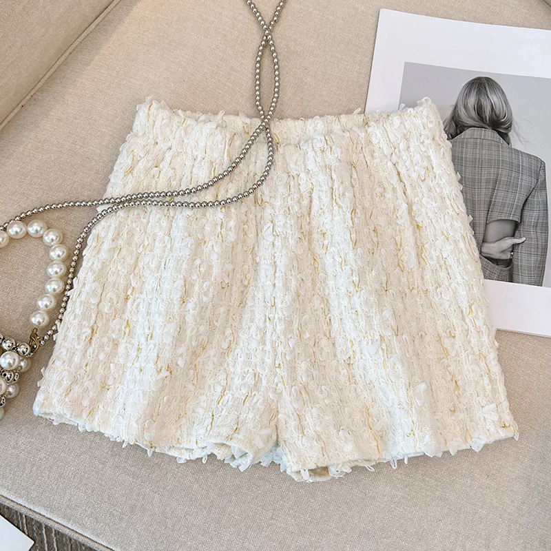 Vintage 2023 Autumn Winter New High Waist Elastic Waist Texture Shorts with Pocket Woman Fashion Elegant Y2K Shorts Girls Beige
Vintage 2023 Autumn Winter New High Waist Elastic Waist Texture Shorts with Pocket Woman Fashion Elegant Y2K Shorts Girls Beige