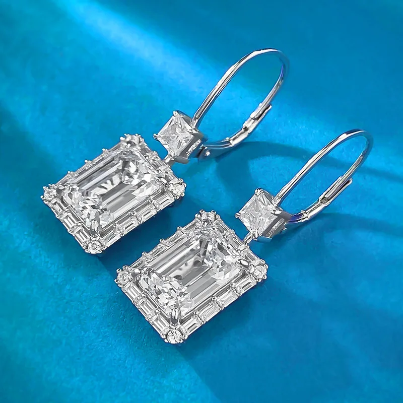 New 925 Silver Ear Hook Women's Luxury Inlaid 8 * 11mm Rectangular Ascut Diamond High Carbon Diamond Earrings
New 925 Silver Ear Hook Women's Luxury Inlaid 8 * 11mm Rectangular Ascut Diamond High Carbon Diamond Earrings