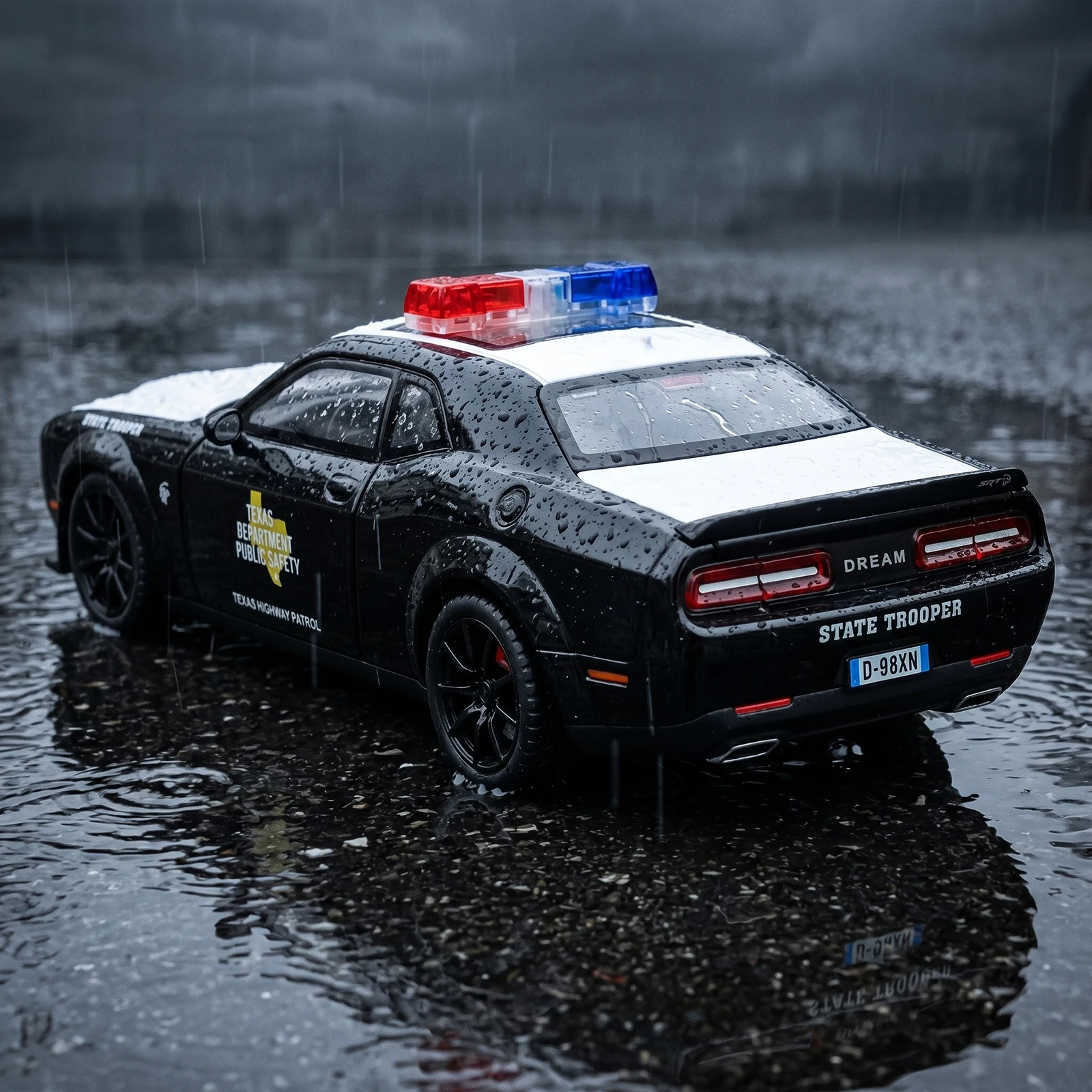 1:24 Challenger SRT Hellcat Redeye Muscle Police Patrol Car Alloy Diecast Model Car Simulation Ornaments Toys Collections
1:24 Challenger SRT Hellcat Redeye Muscle Police Patrol Car Alloy Diecast Model Car Simulation Ornaments Toys Collections