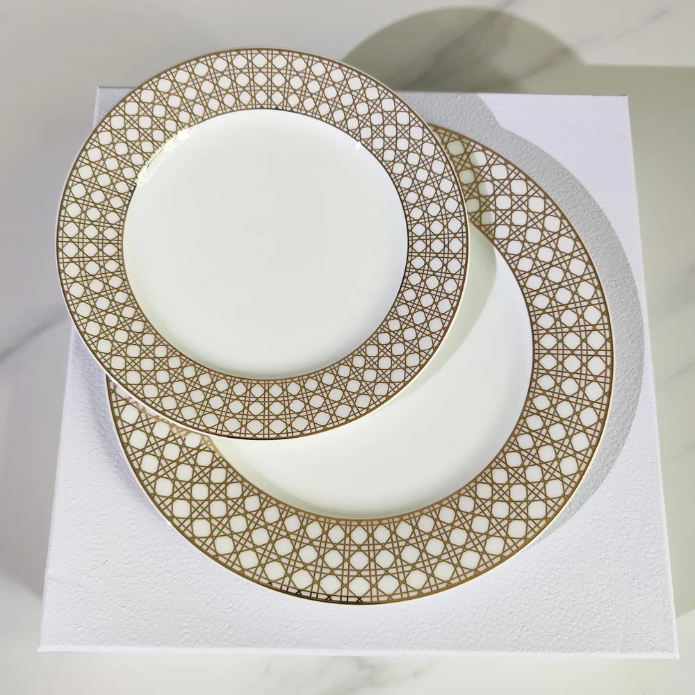 European Light Luxury Modern Simple Fresh Bone China Gold Grid Western Plate Steak Plate Ceramic Plate Mug Cup Set
European Light Luxury Modern Simple Fresh Bone China Gold Grid Western Plate Steak Plate Ceramic Plate Mug Cup Set