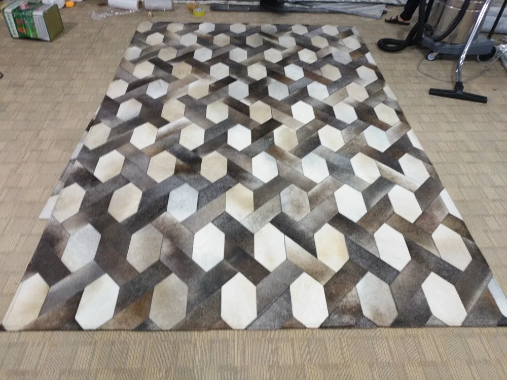 European-style Lattice Square Leather Carpet Tube about Living Room Bedroom Study Home Cowhide Carpet Stitching Custom
European-style Lattice Square Leather Carpet Tube about Living Room Bedroom Study Home Cowhide Carpet Stitching Custom