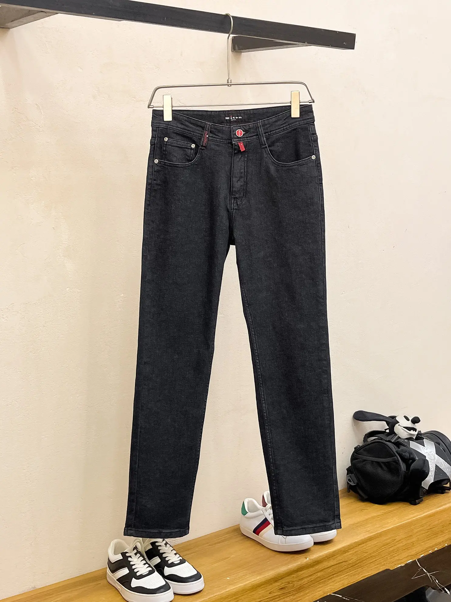Italian Kiton Embroidery Old Money Style Men's Washed Slim-Fit Jeans
Italian Kiton Embroidery Old Money Style Men's Washed Slim-Fit Jeans