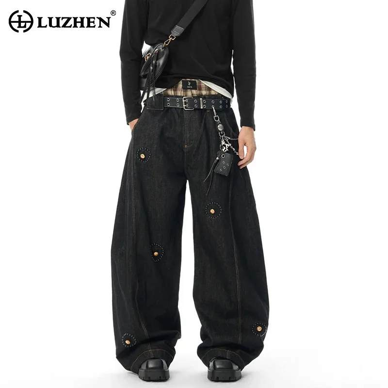 LUZHEN 2026, свободные прямые повседневные джинсы с индивидуальным декором в стиле пэчворк, мужские модные красивые уличные джинсовые брюки JY5798
LUZHEN 2026, свободные прямые повседневные джинсы с индивидуальным декором в стиле пэчворк, мужские модные красивые уличные джинсовые брюки JY5798