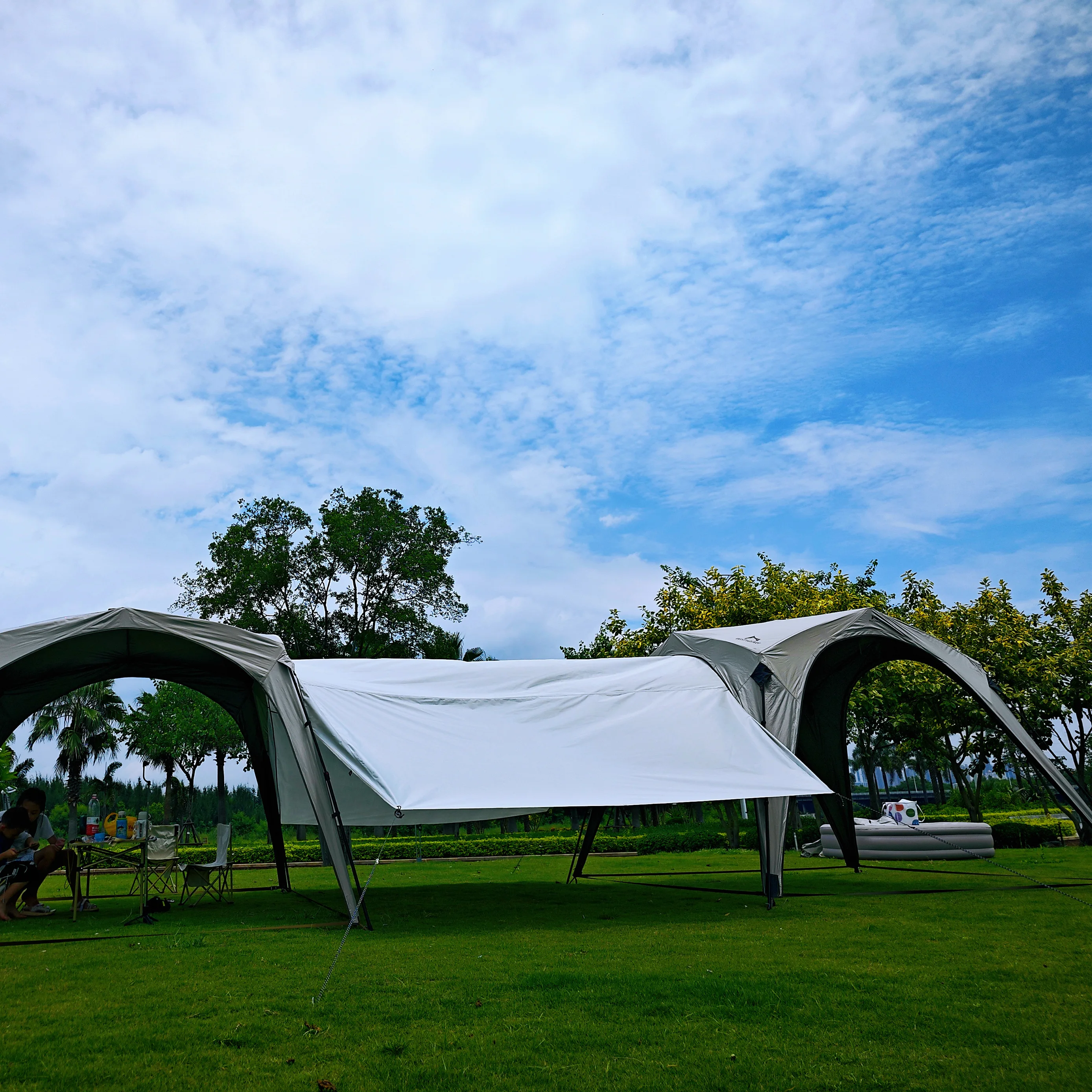 Quick open dome oversized inner net mesh yarn ventilated anti-mosquito rear connector promenade outdoor camping park tent
Quick open dome oversized inner net mesh yarn ventilated anti-mosquito rear connector promenade outdoor camping park tent