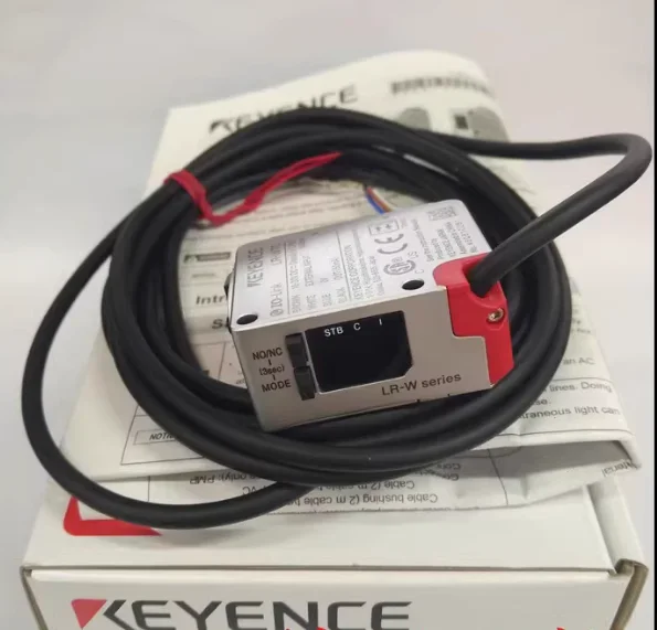 New Original Keyence photoelectric switch LR-W70 LR-W500 LR-W70C
New Original Keyence photoelectric switch LR-W70 LR-W500 LR-W70C