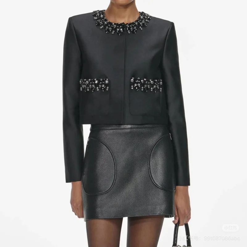 2025 Autumn New Women's Round Neck Heavy duty Diamond studded Short Coat y2k High Quality Fashion High Street Straight Jacket
2025 Autumn New Women's Round Neck Heavy duty Diamond studded Short Coat y2k High Quality Fashion High Street Straight Jacket
